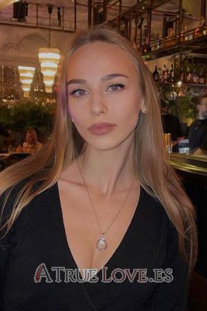 208996 - Daria Edad: 24 - Ucrania