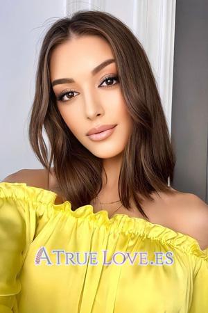 210027 - Albina Edad: 19 - Ucrania