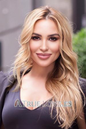 210619 - Nadezhda Edad: 40 - Ucrania