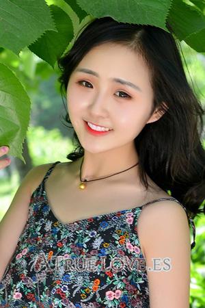 211686 - Karen Edad: 28 - China