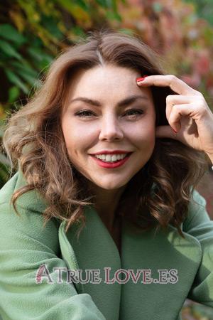 212226 - Valeriya Edad: 47 - Rusia