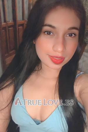 212389 - Wendy Edad: 30 - Colombia