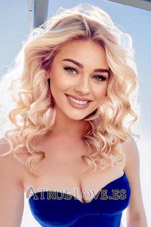212811 - Irina Edad: 24 - Ucrania