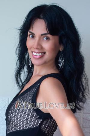 212982 - Rosemarie Edad: 47 - Perú