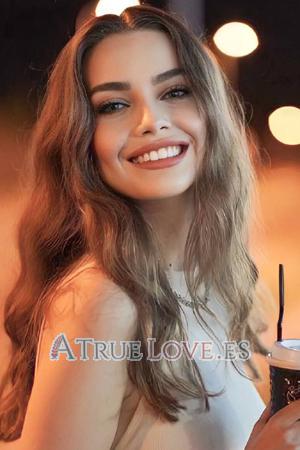 213195 - Irina Edad: 22 - Ucrania