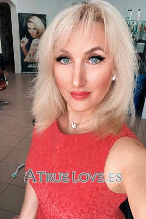213721 - Tatiana Edad: 44 - Rusia