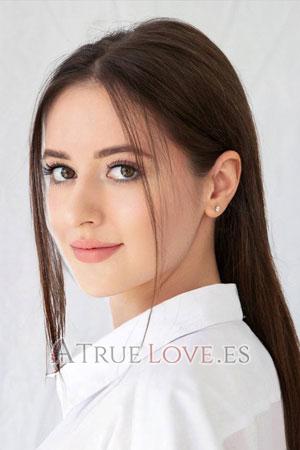 213834 - Nadiia Edad: 20 - Ucrania