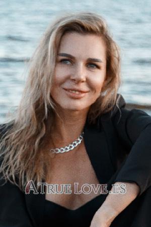 213935 - Tatiana Edad: 42 - Rusia