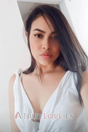 213983 - Loraine Edad: 30 - Colombia