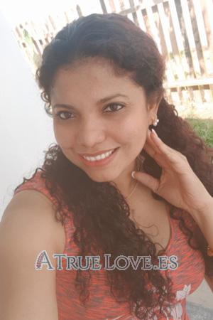 Ladies of Perú