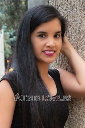 216243 - Diana Edad: 28 - Perú