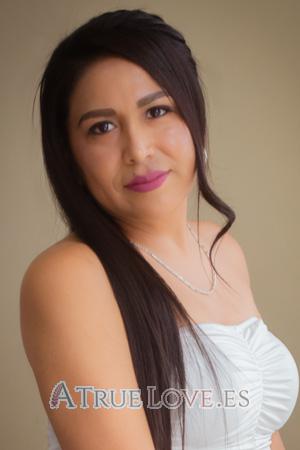217123 - Karen Age: 38 - Peru