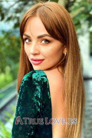 218111 - Yana Edad: 35 - Ucrania