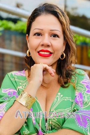 220953 - Elena Age: 49 - Colombia