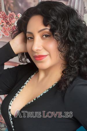 224740 - Brenda Edad: 44 - Perú