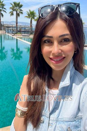 224810 - Nora Edad: 40 - Uzbekistan
