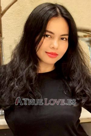 Filipinas women