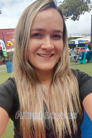 228129 - Stephanie Francini Age: 30 - Costa Rica