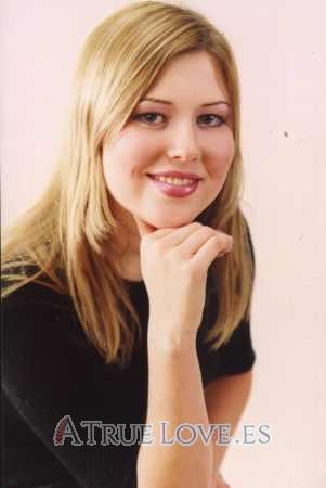 51954 - Ekaterina Edad: 29 - Rusia