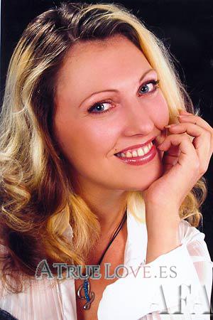 54704 - Elena Edad: 32 - Ucrania