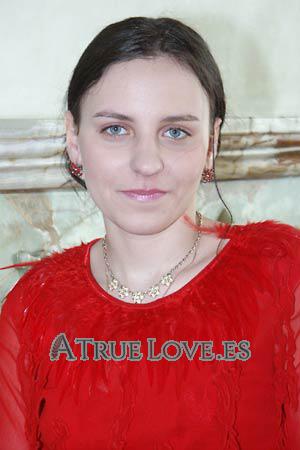 72513 - Anna Edad: 24 - Ucrania
