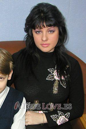 73572 - Oksana Edad: 28 - Ucrania