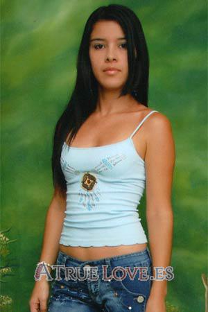 81557 - Angela Edad: 24 - Colombia