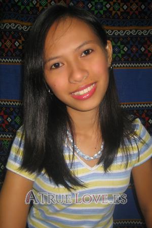 86810 - Joan Edad: 23 - Filipinas