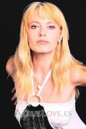 98328 - Natalia Edad: 22 - Ucrania